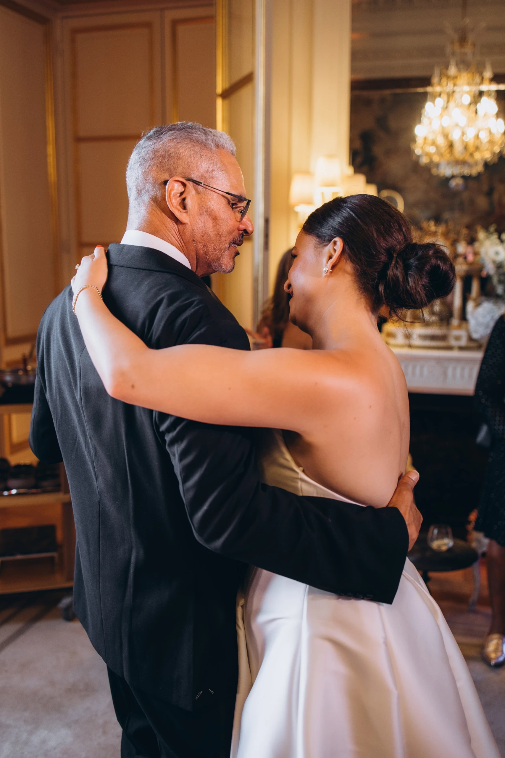 Father and daughter dance